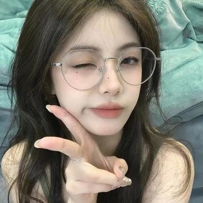 我才不要和人类恋爱呢
